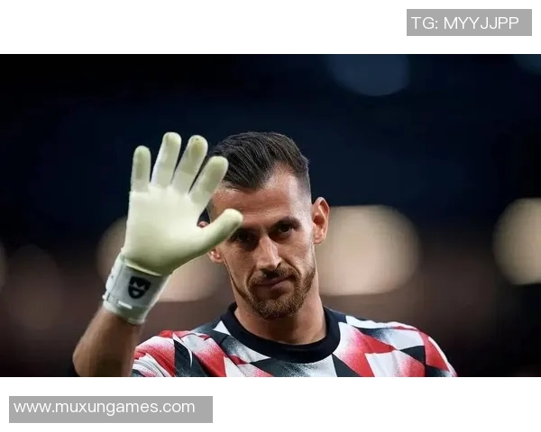 足球转会传闻：曼联欲引进中场大将？